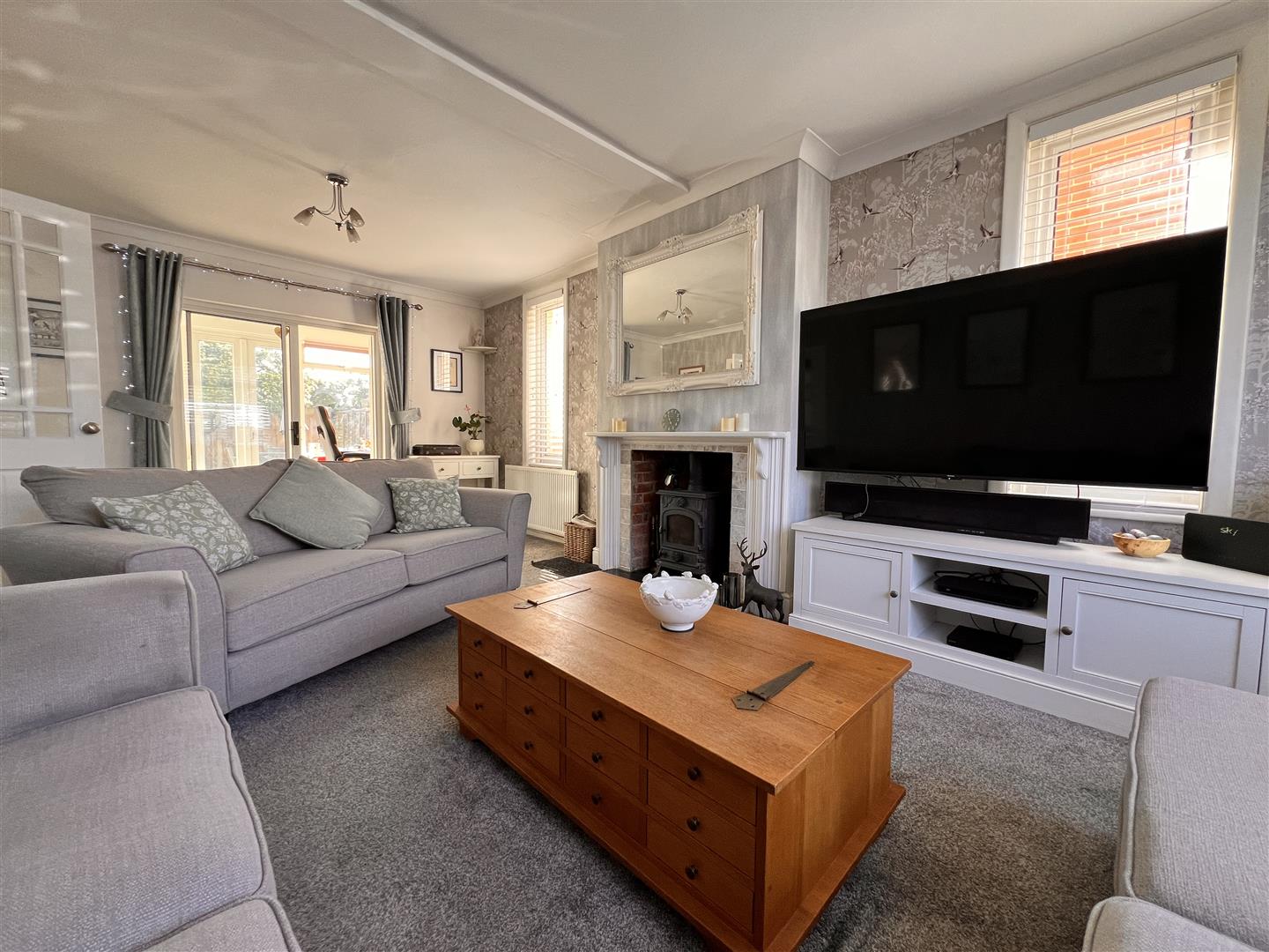 Sitting Room:
